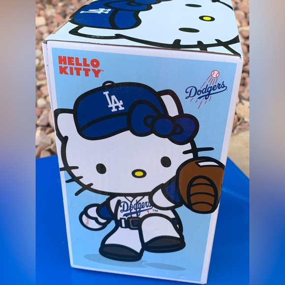 2023 LA Dodgers Collectible Blue and White Hello Kitty Bobblehead Figure - Picture 3 of 14